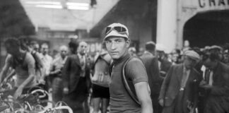 El ciclista que llevó la vida en los tubos de su bicicleta.