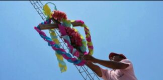 El 3 de mayo: día de la Santa Cruz y del ingeniero y arquitecto descalzo — el albañil.